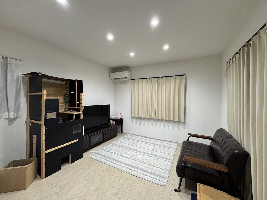 リビング 寫真撮影日：9/1/25, 12:00?AM