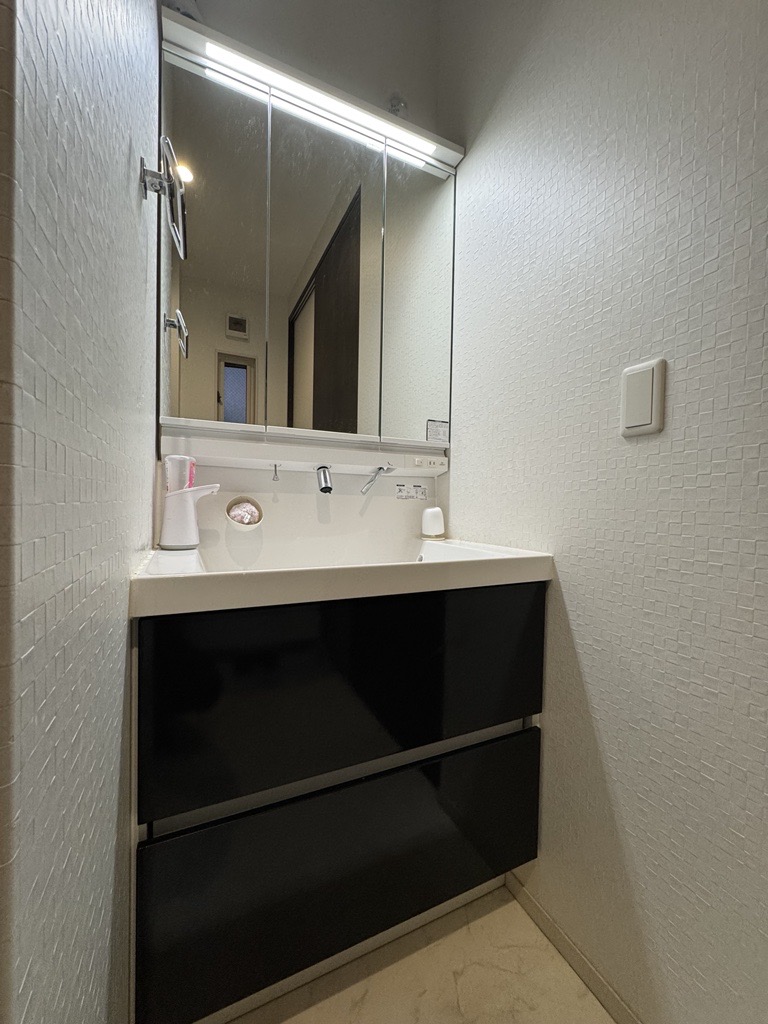 洗面臺 寫真撮影日：9/1/25, 12:00?AM