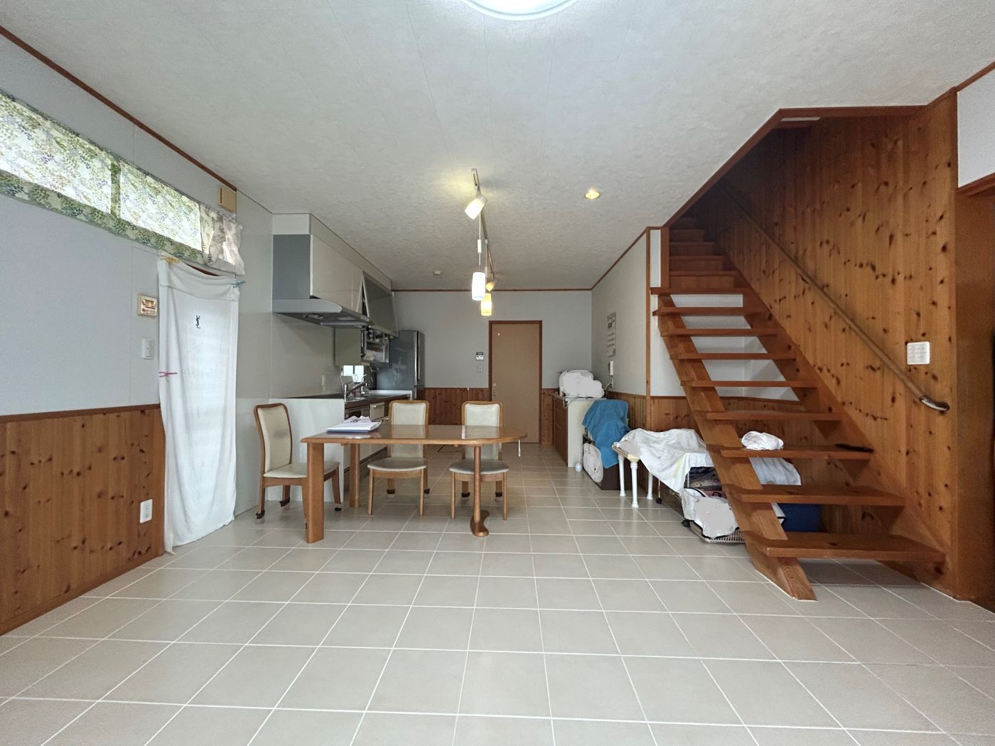 リビング 寫真撮影日：11/1/25, 12:00?AM