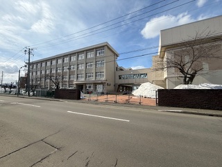青森市立浦町中學(xué)校（徒歩4分/約300m） 寫真撮影日：3/24/25, 12:00?AM