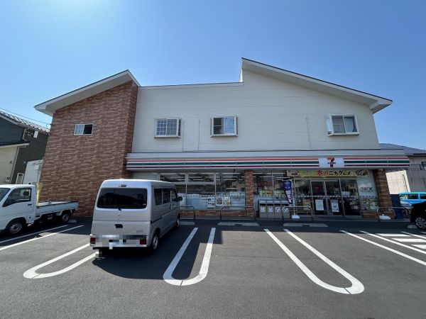 セブンイレブン木更津港南臺店 950m 寫真撮影日：2025-03-31 
