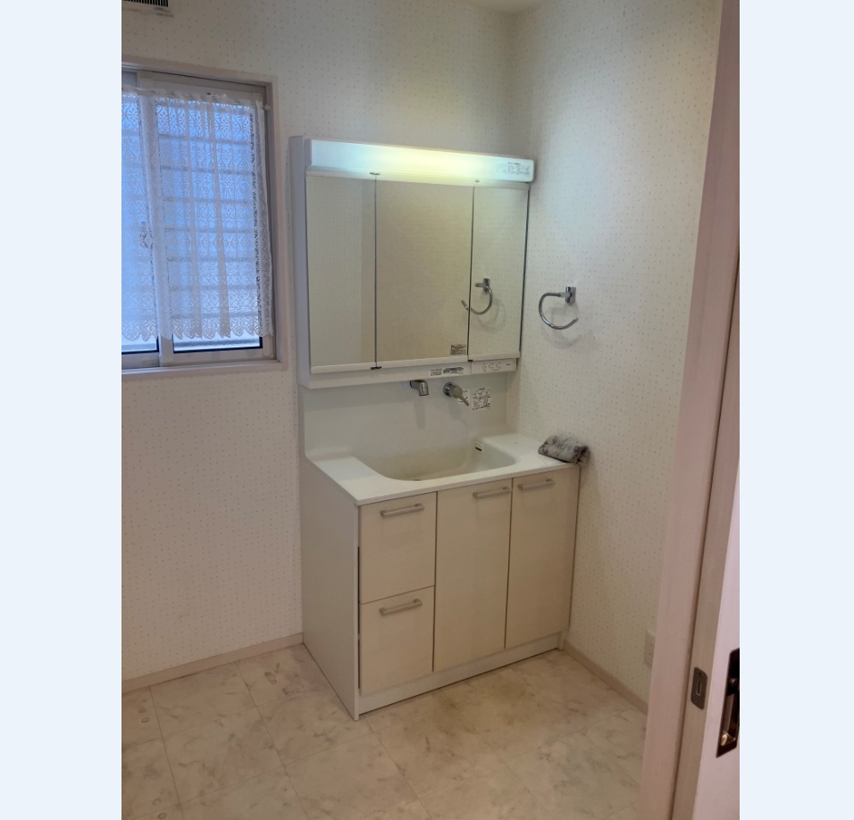 洗面室 寫真撮影日：11/25/24, 12:00?AM