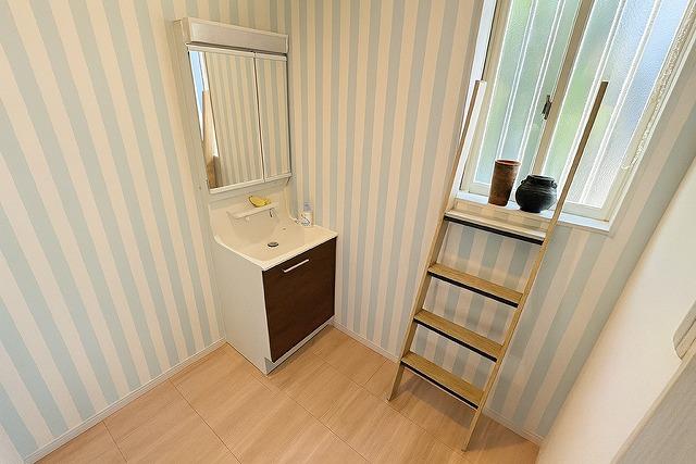 洗面臺?洗面所  寫真撮影日：2025-11-28