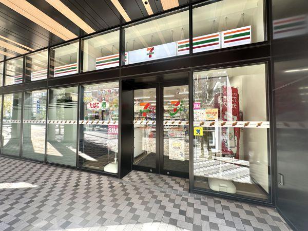 セブンイレブンホテルエミオン札幌店 110m 寫真撮影日：2024-11-01