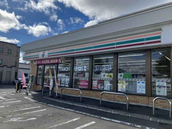 セブンイレブン札幌三角點通り店 280m 寫真撮影日：2024-09-27 
