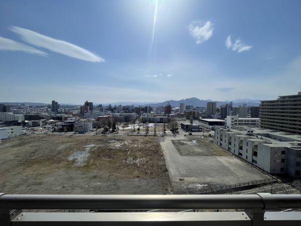 住戸からの眺望寫真  寫真撮影日：2025-04-06