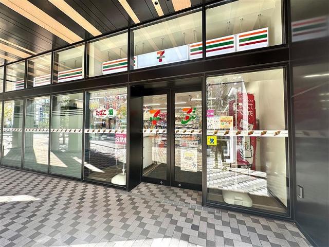 セブンイレブンホテルエミオン札幌店 150m 寫真撮影日：2025-07-16