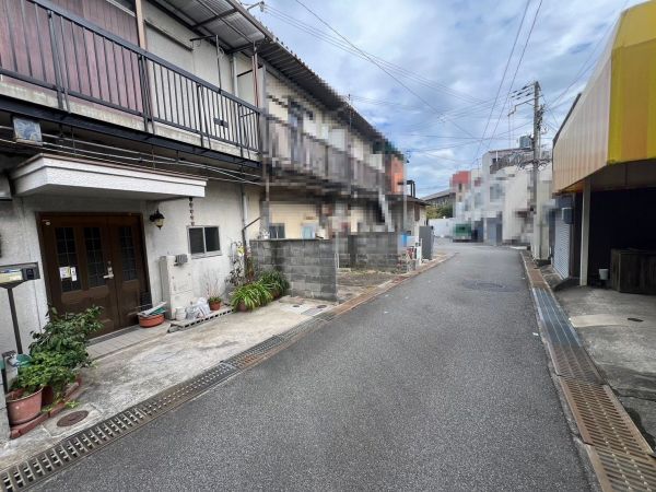 前面道路含む現地寫真  寫真撮影日：2024-10-19