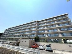 緑豊かな四季折々を感じることができる住環境です。