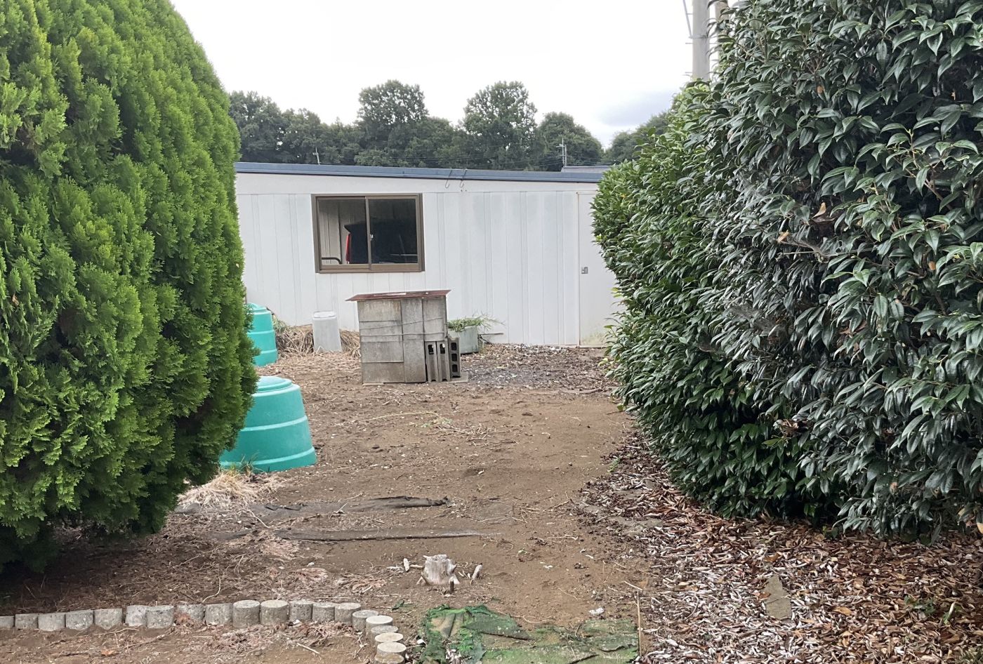 ガレージ 寫真撮影日：9/1/25, 12:00?AM