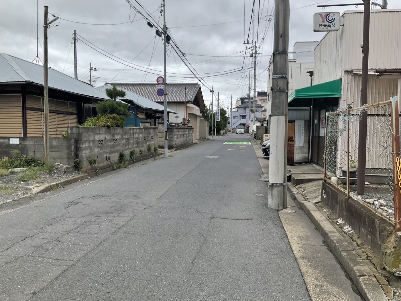 前面道路 寫真撮影日：8/1/25, 12:00?AM