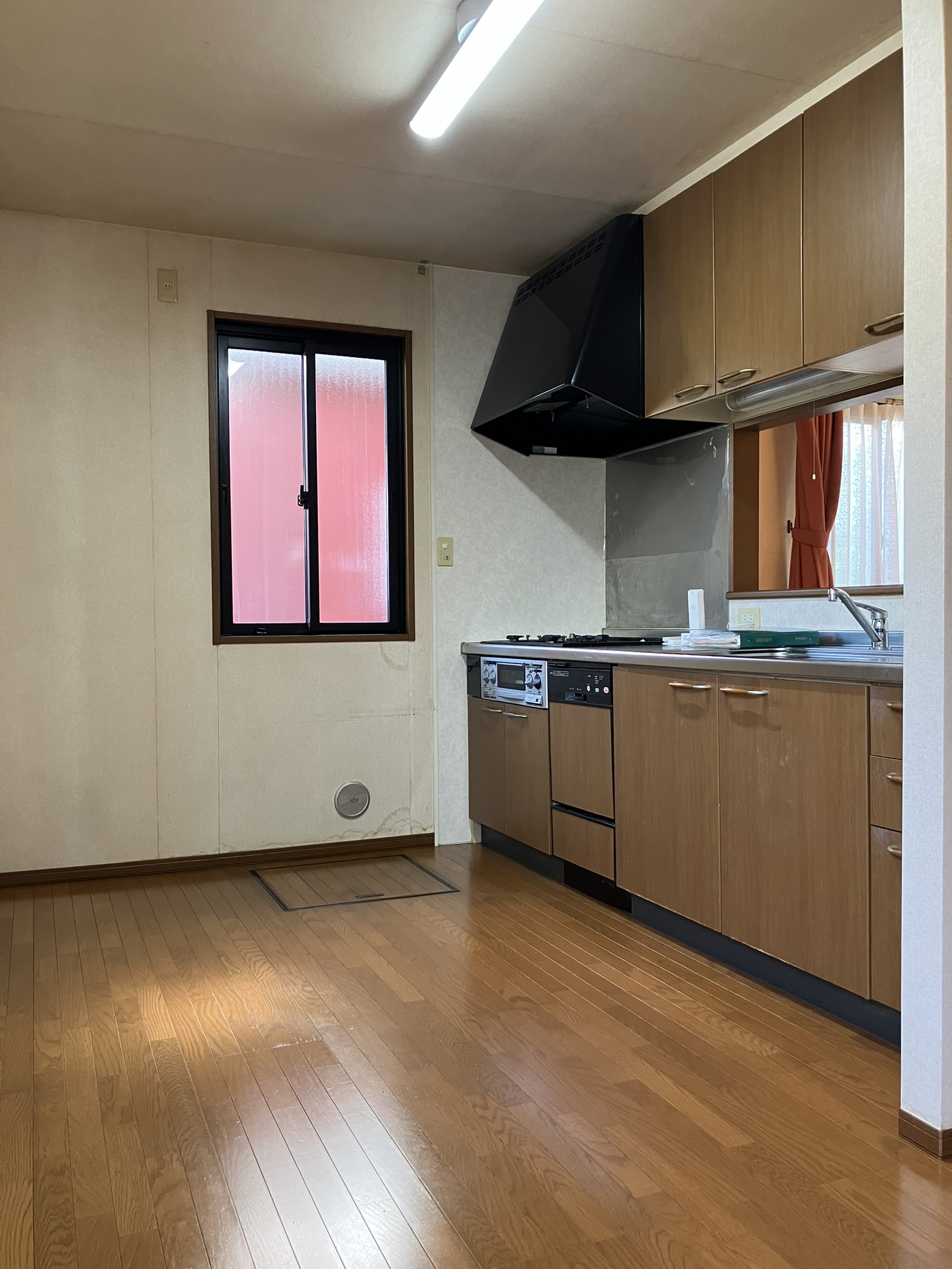 キッチン 寫真撮影日：6/1/25, 12:00?AM