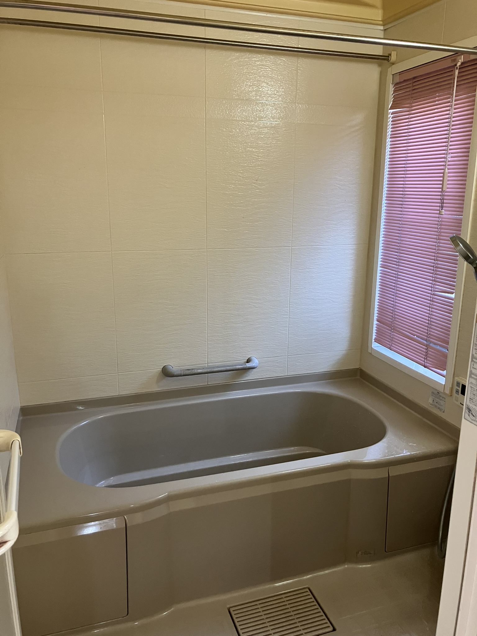 浴室 寫真撮影日：6/1/25, 12:00?AM