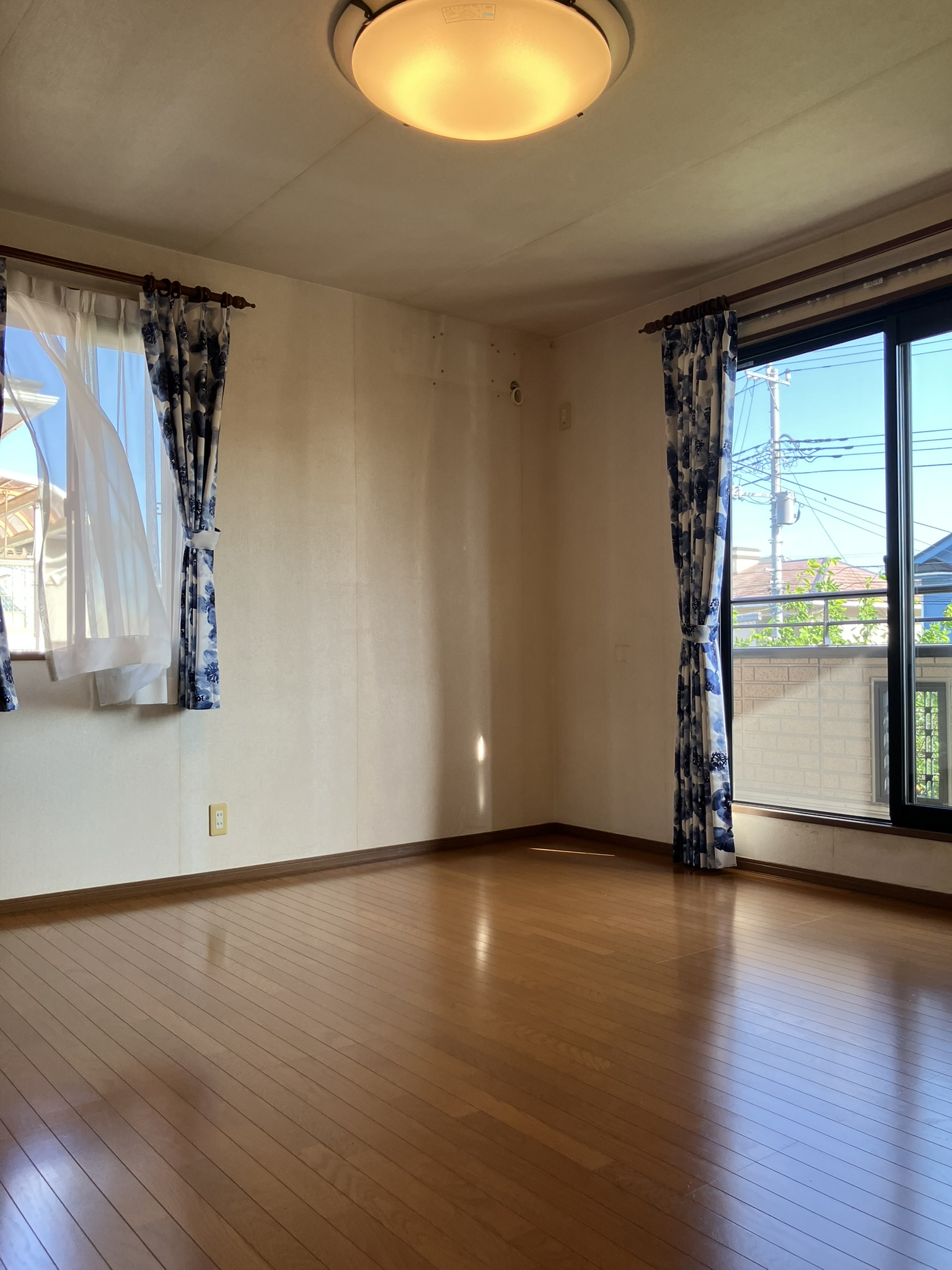 東南側洋室 寫真撮影日：6/1/25, 12:00?AM