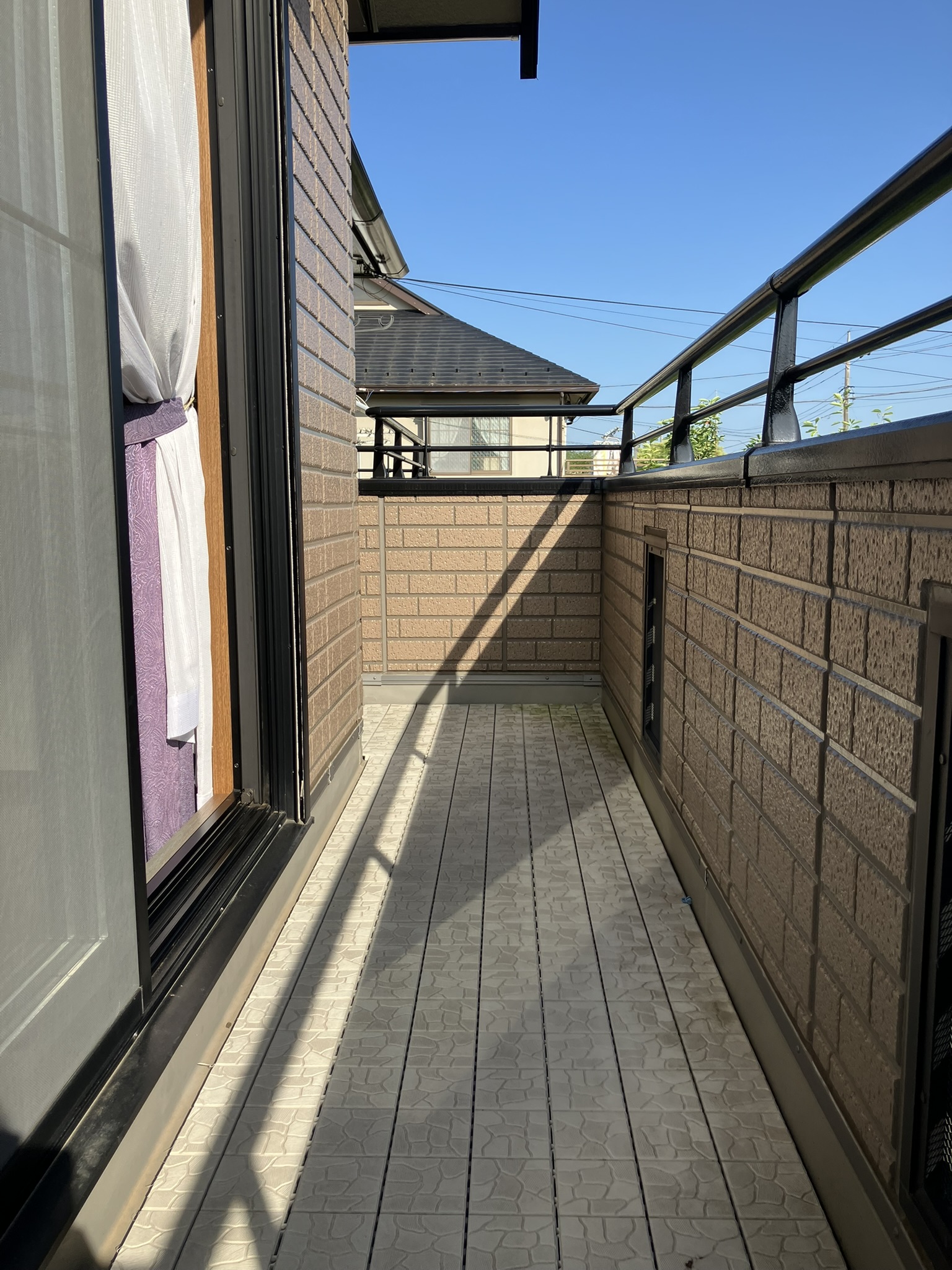 バルコニー 寫真撮影日：6/1/25, 12:00?AM
