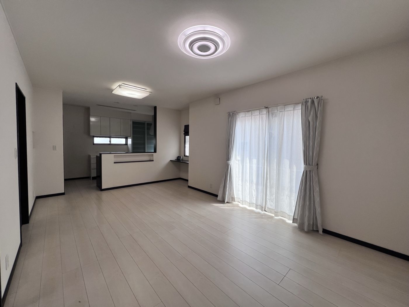 リビングダイニング