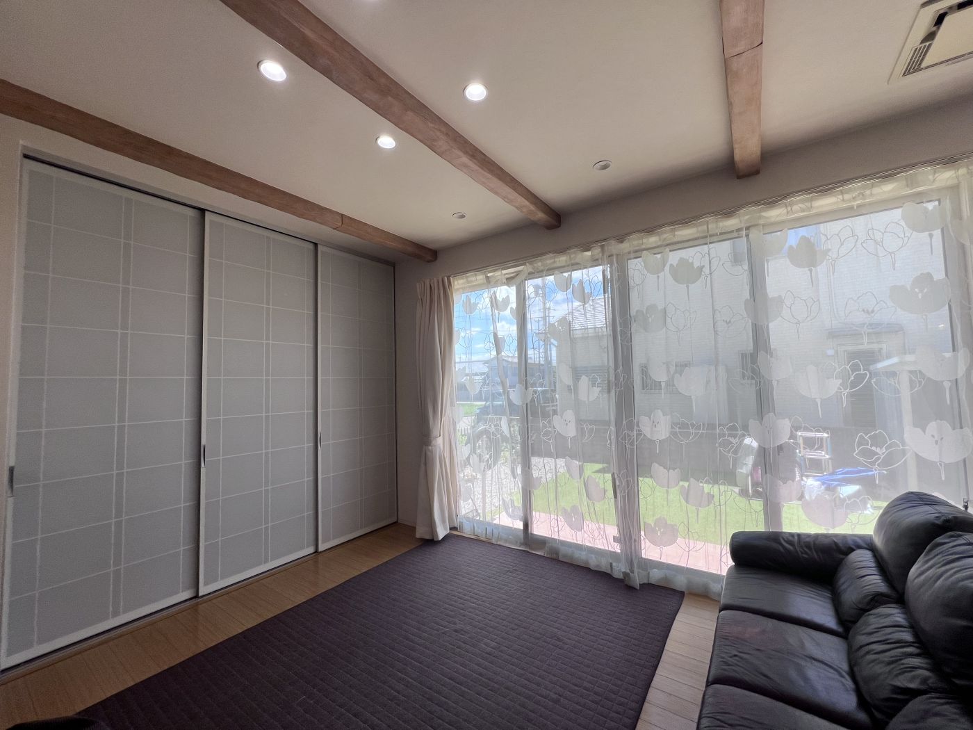 リビング 寫真撮影日：8/5/25, 12:00?AM