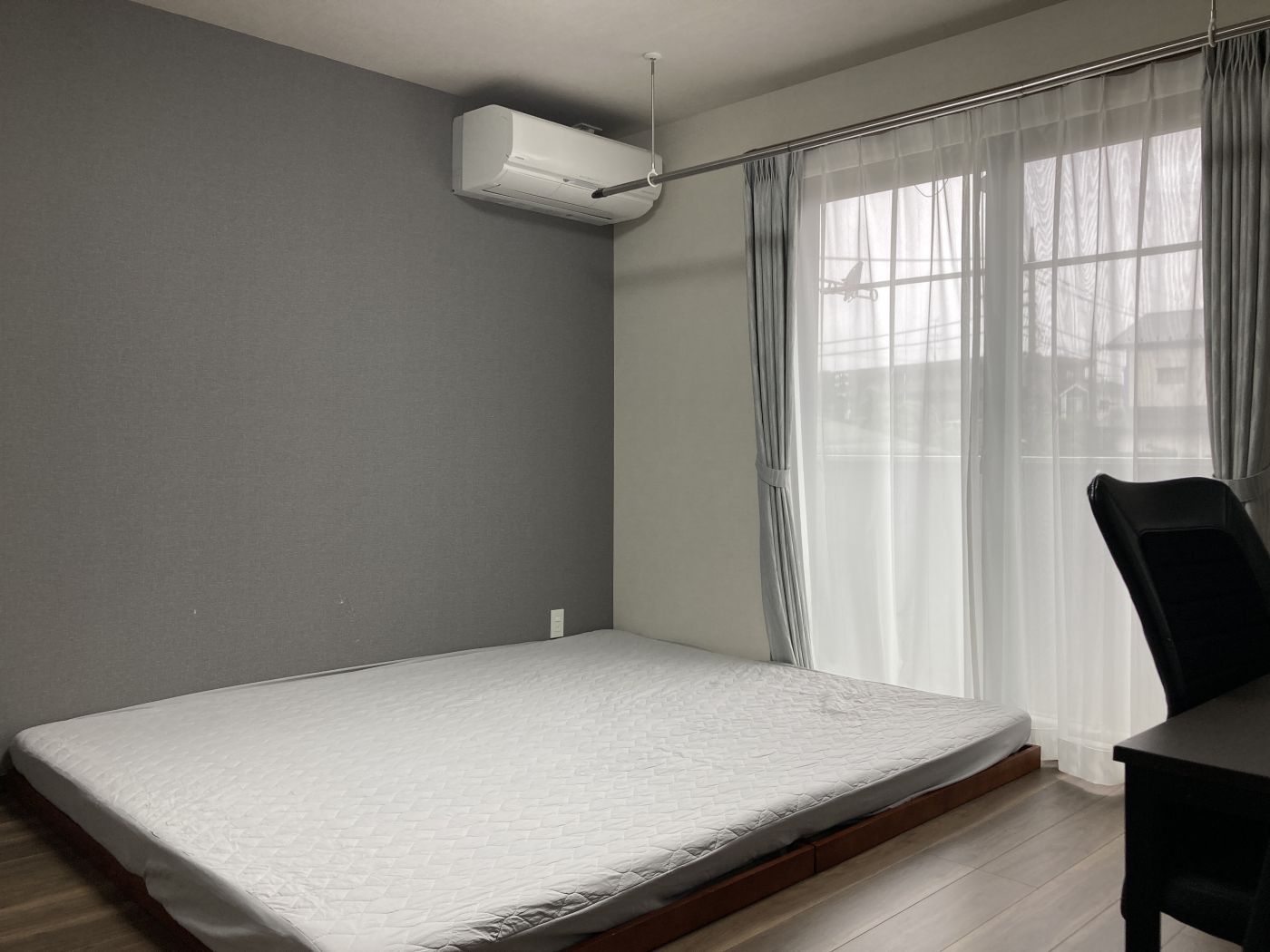 寢室 寫真撮影日：6/10/25, 12:00?AM