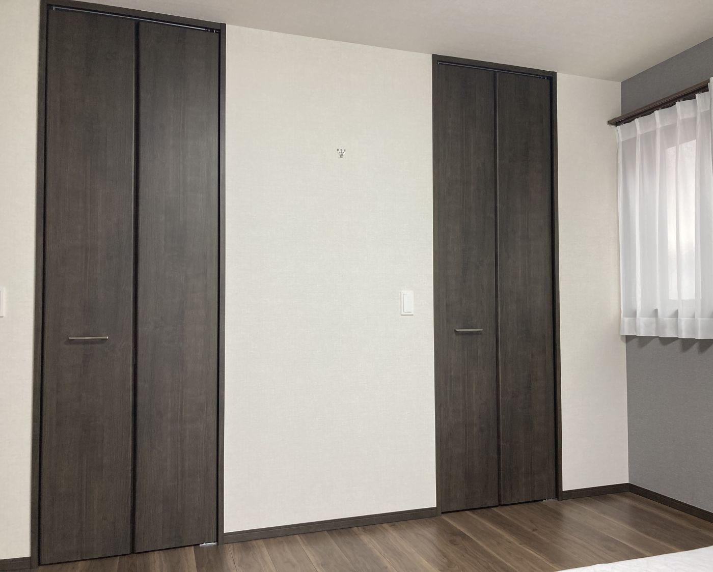 ウォークインクローゼット 寫真撮影日：6/10/25, 12:00?AM