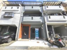 現地：２０２５年２月撮影　外観
