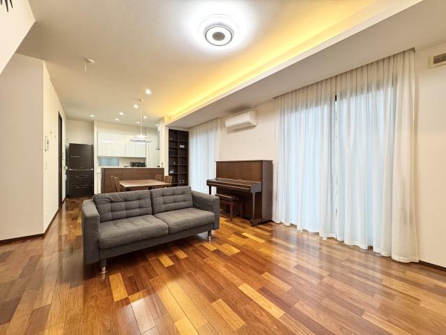 リビング  寫真撮影日：2025-10-04