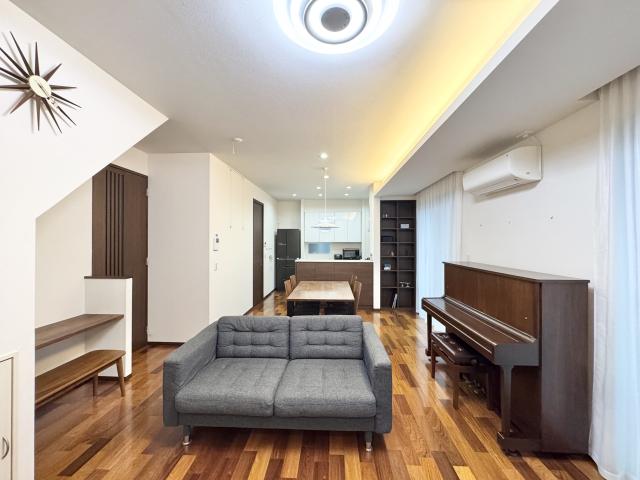 リビング  寫真撮影日：2025-10-04