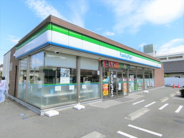 ファミリーマート古川駅前大通店 290m 寫真撮影日：2024-09-13 