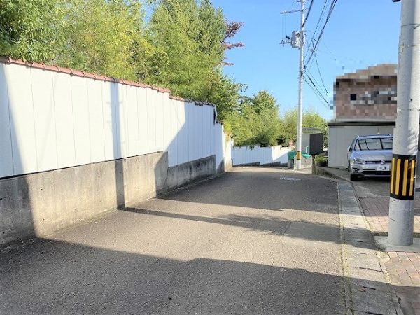 前面道路含む現地寫真  寫真撮影日：2024-10-12