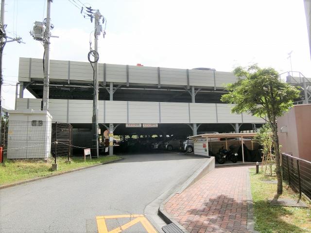 駐車場(共用設(shè)備)  寫真撮影日：2025-08-01