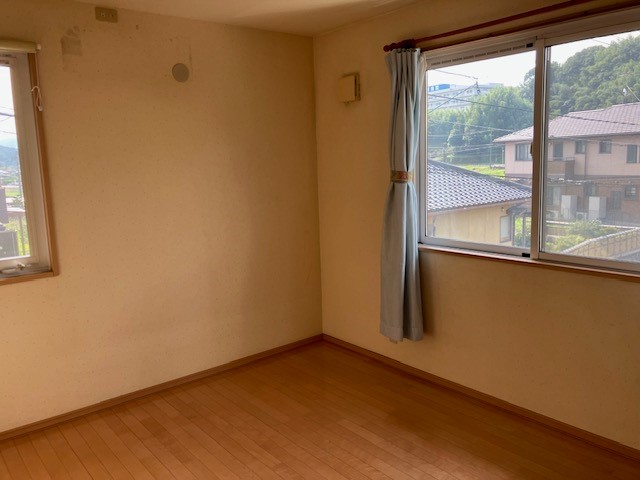 洋室 寫真撮影日：8/1/25, 12:00?AM