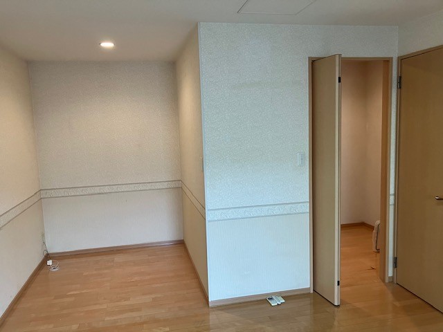 主寢室?WIC 寫真撮影日：8/1/25, 12:00?AM