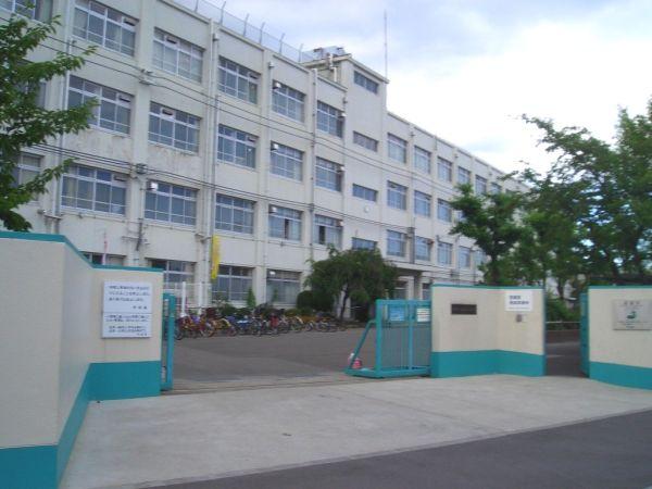 市立桜臺小學校 810m 寫真撮影日：2024-11-01