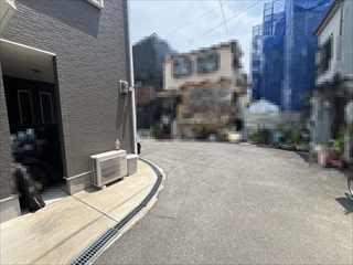 南西側道路