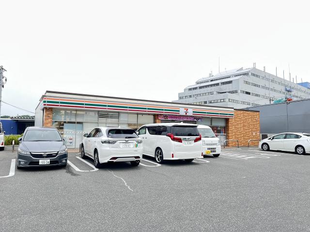 セブンイレブン茨木豊川５丁目店 390m 寫真撮影日：2025-07-04