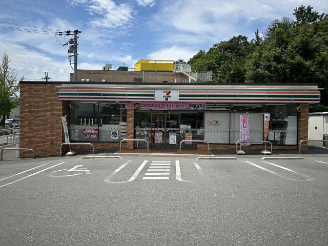 セブンイレブン富田林梅の里店 930m 寫真撮影日：2025-06-23