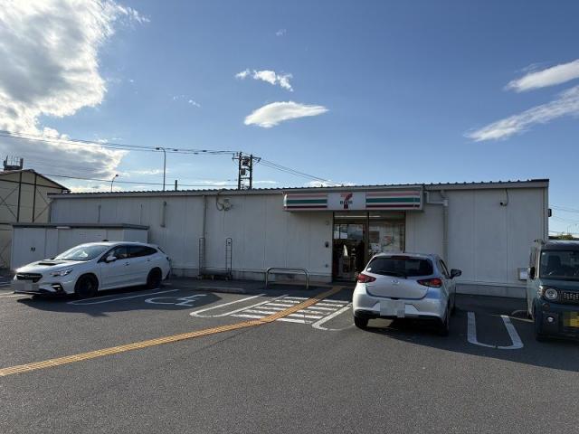 セブンイレブン白岡寺塚店 900m 寫真撮影日：2025-11-30