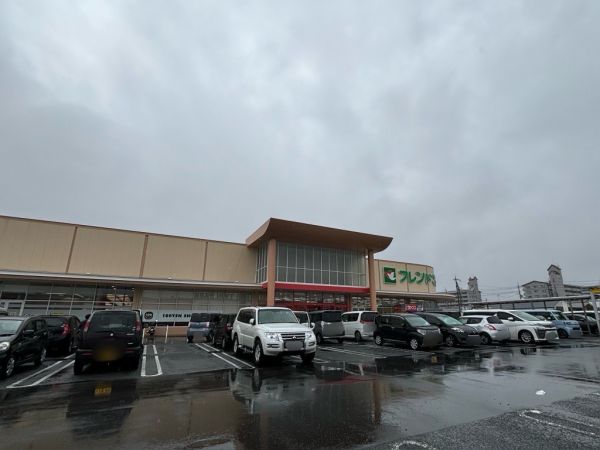 フレンドマート志津東草津店 565m 寫真撮影日：2025-04-03 