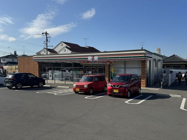 セブンイレブン小山若木町店 950m 寫真撮影日：2023-11-25 