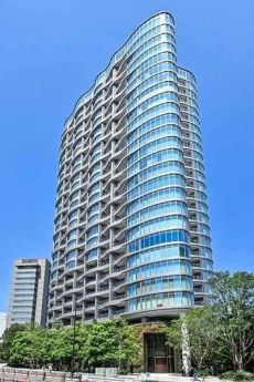 2023年1月建築、地上28階地下1階建の制震構(gòu)造マンション。24時間有人管理體制です?！归g警備員