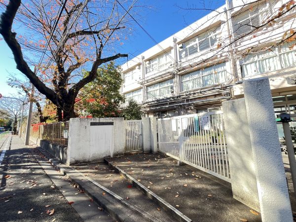 世田谷區(qū)立桜丘中學校 550m 寫真撮影日：2024-12-17 