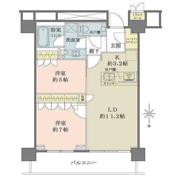 シューズインクローゼット有の2LDK。43階北向きにつき、バルコニー部分から東京スカイツリーを望む。