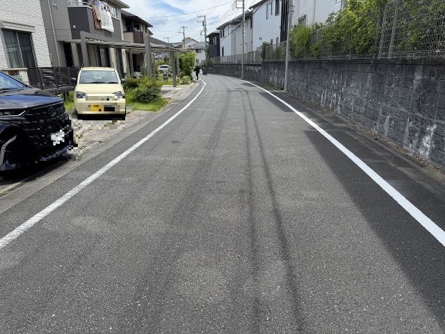 前面道路含む現(xiàn)地寫真  寫真撮影日：2025-07-27