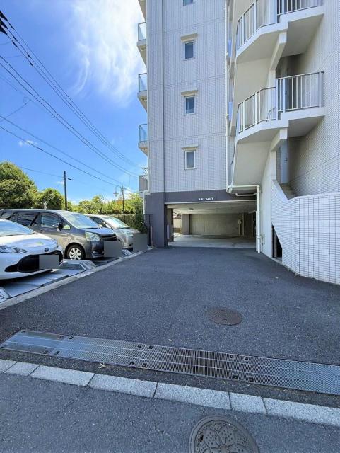 駐車場(共用設備)  寫真撮影日：2025-08-02