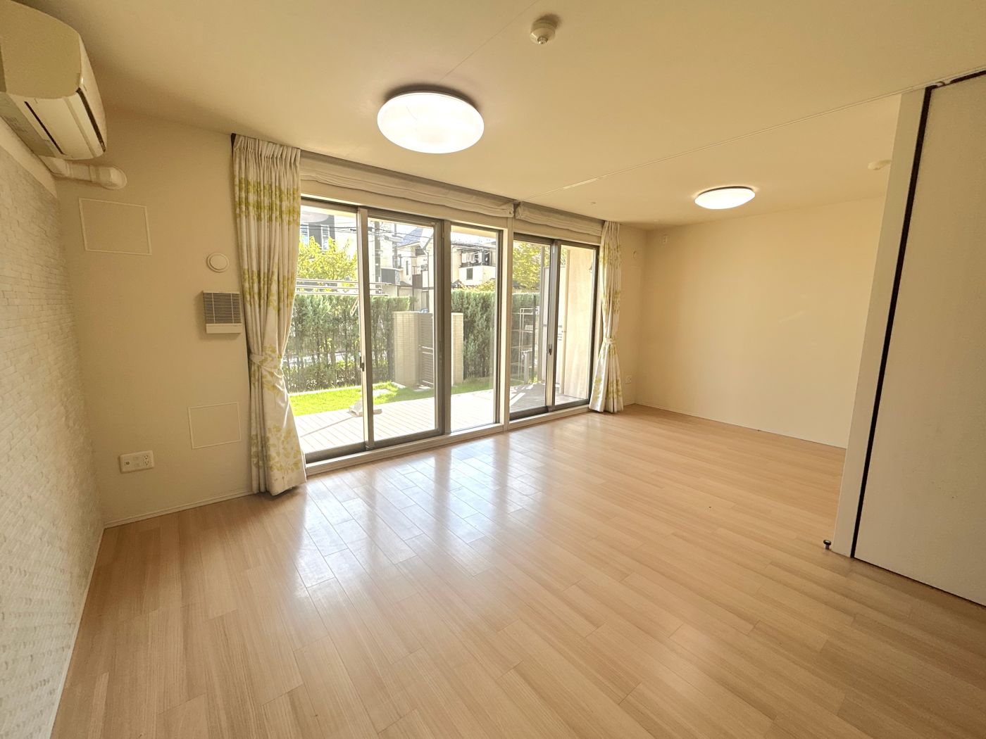 LD?洋室 寫真撮影日：9/1/25, 12:00?AM