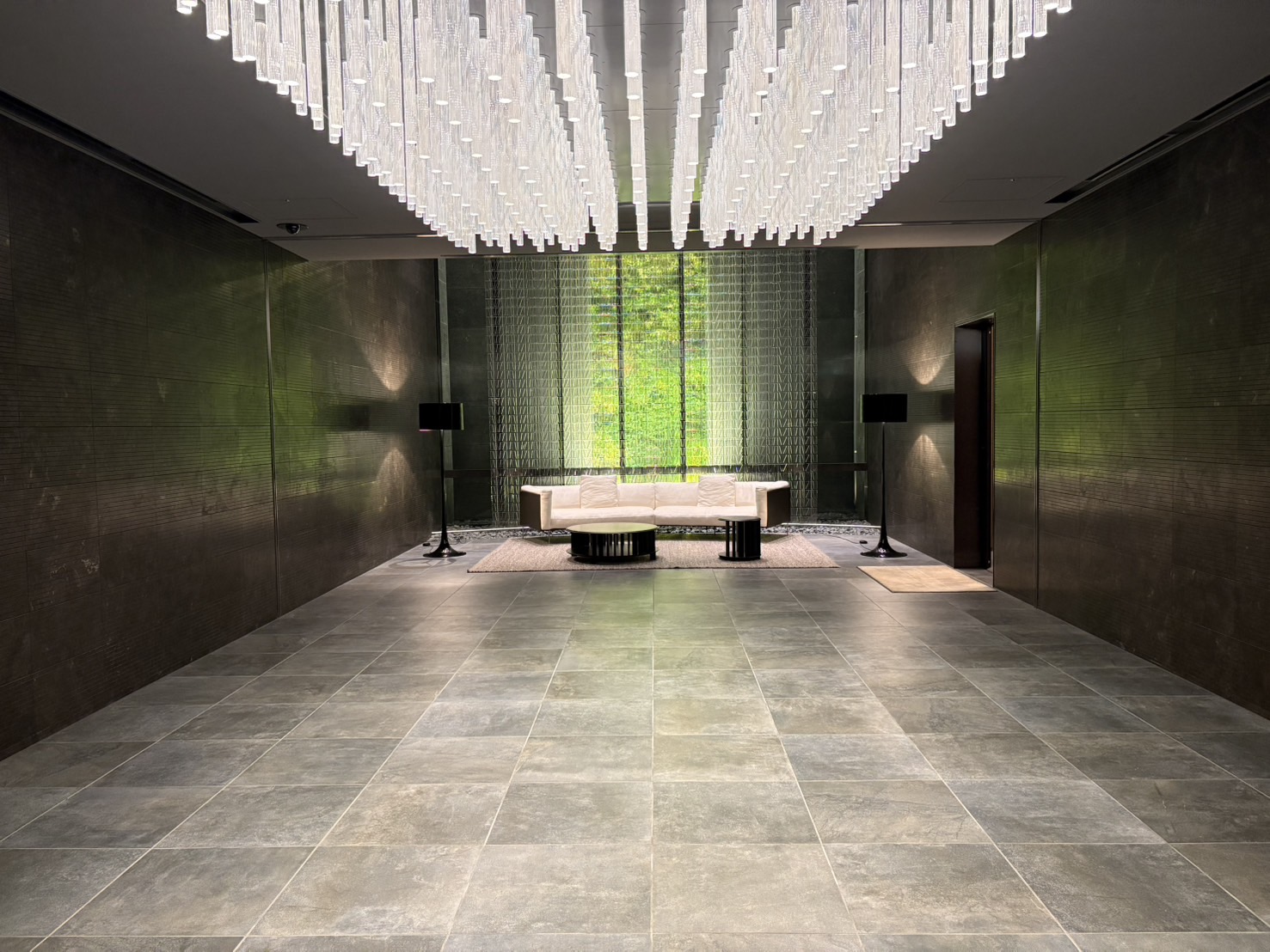 エントランス內観（２０２５年９月撮影）