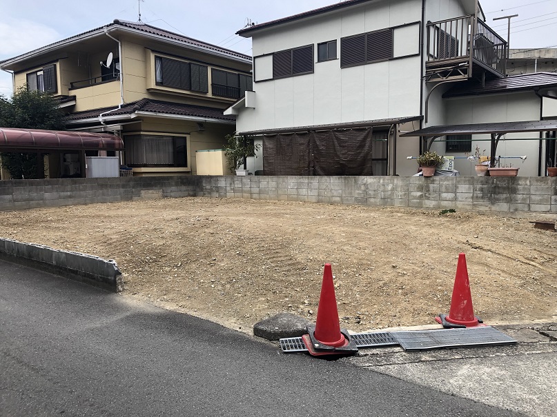 現地 寫真撮影日：2/27/23, 12:00?AM