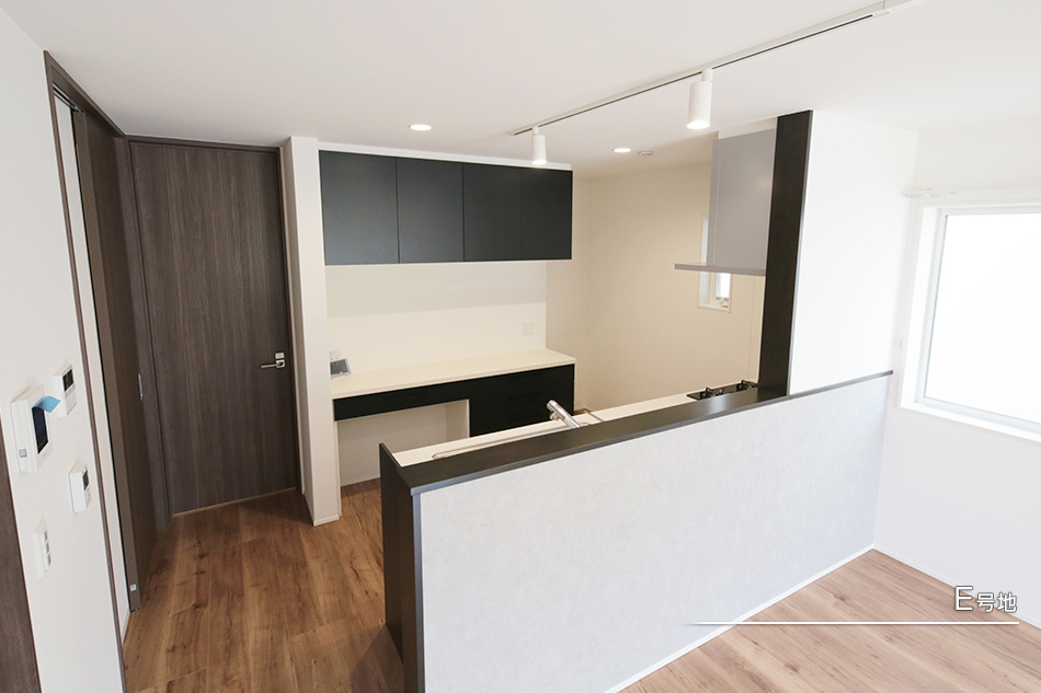 セキュレア知立山屋敷III (分譲住宅)