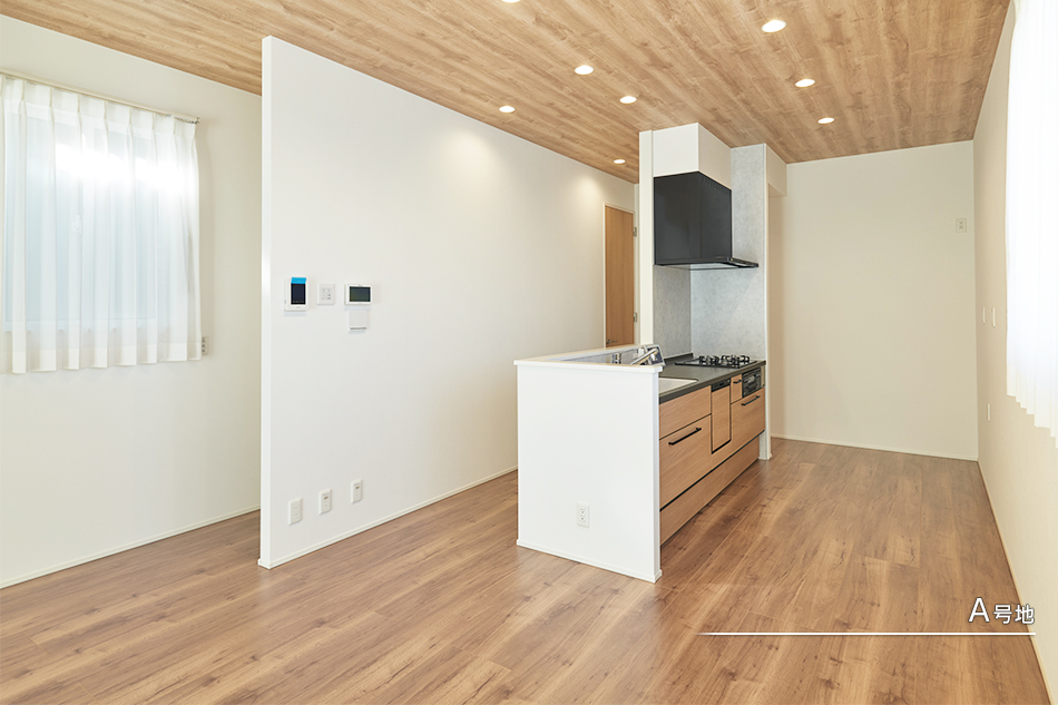 セキュレア蟹江町桜II (分譲住宅)