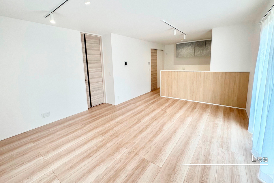 セキュレア小松白江町　(分譲住宅)