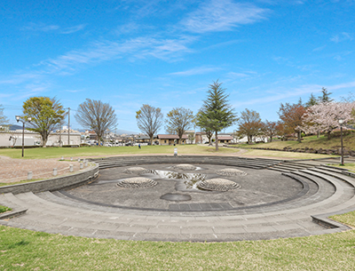 橫內中央公園